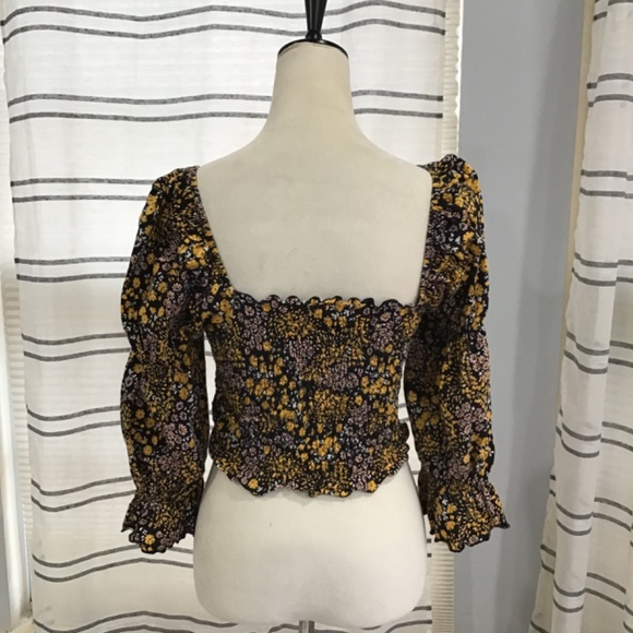 Topshop Women Size 6 Cropped Puff Sleeve Flounce Smocked Blouse Micro Floral - Picture 7 of 11